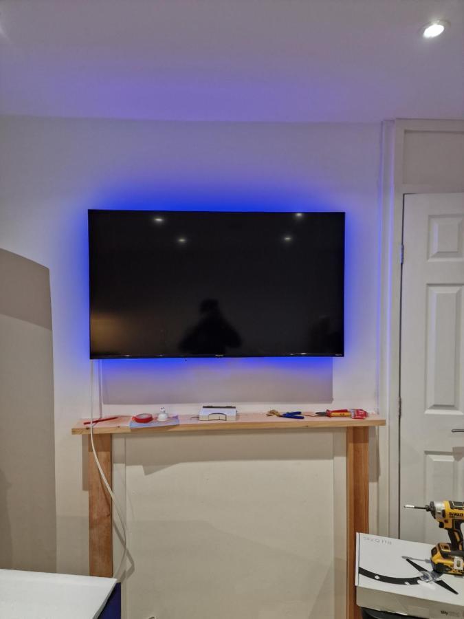 Balco Sherwood Apartment - 2 Bedrooms, 5 Beds - Sky Tv And Internet Nottingham Bagian luar foto