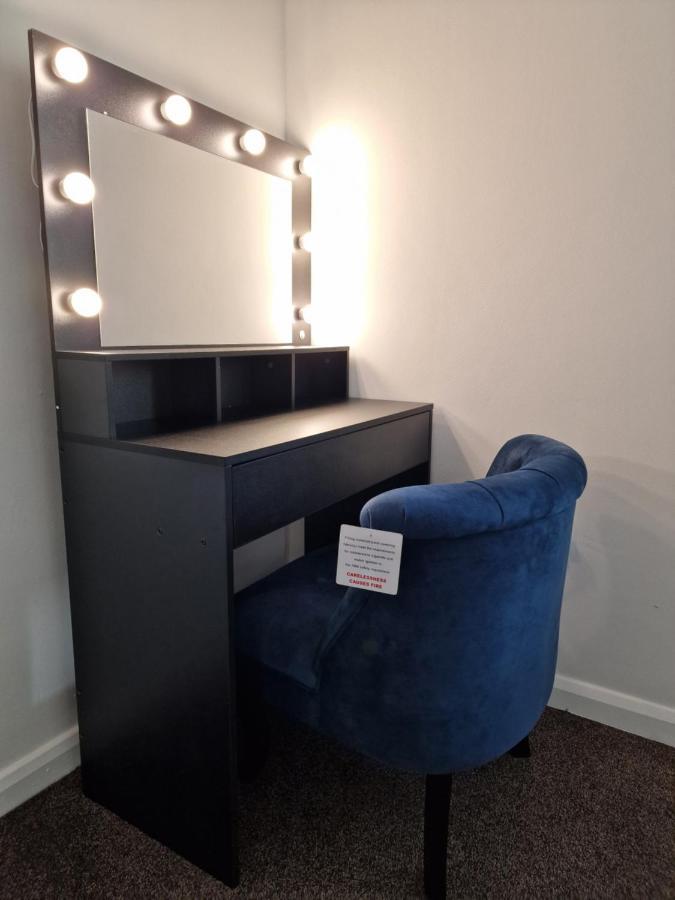 Balco Sherwood Apartment - 2 Bedrooms, 5 Beds - Sky Tv And Internet Nottingham Bagian luar foto