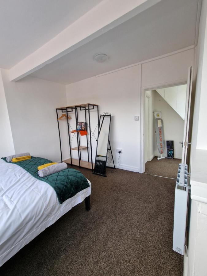 Balco Sherwood Apartment - 2 Bedrooms, 5 Beds - Sky Tv And Internet Nottingham Bagian luar foto