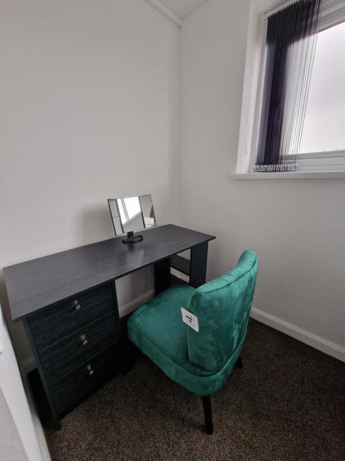 Balco Sherwood Apartment - 2 Bedrooms, 5 Beds - Sky Tv And Internet Nottingham Bagian luar foto